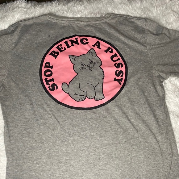 T shirt - Picture 3 of 3